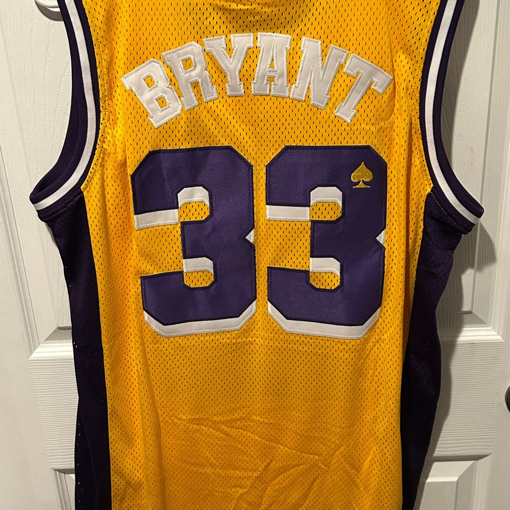 Kobe Bryant Lower Merion Headgear Classics Laker Yellow & Purple Jersey Size XL